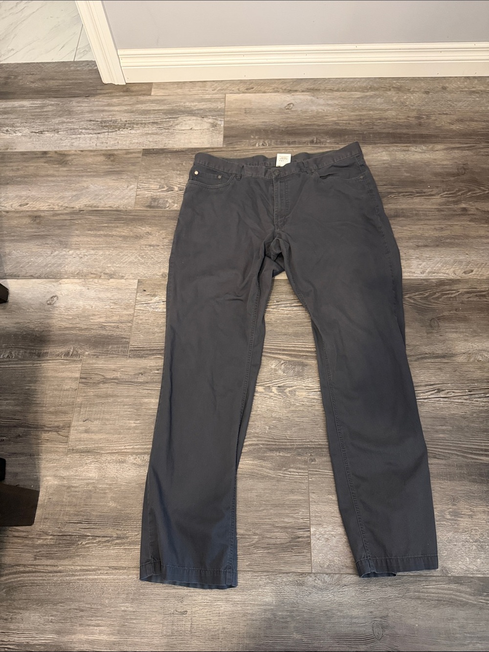 MEC‎ Men's Chinos in Charcoal Gray